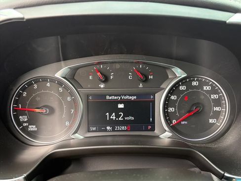 Used 2024 Chevrolet Blazer LT w/ Sound & Technology Package FWD image 9