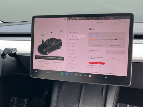 Used 2021 Tesla Model Y Long Range AWD/4WD image 22