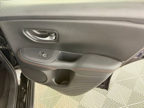 Used 2025 Honda HR-V Sport image 27