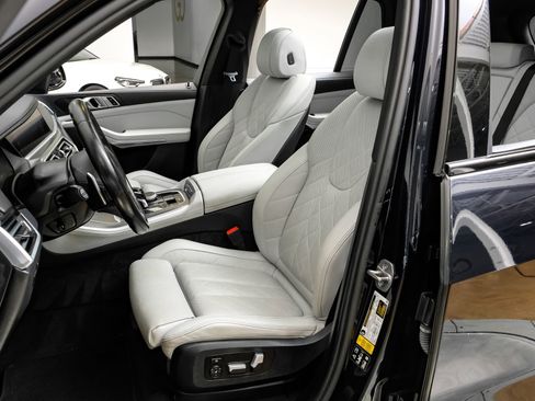 Used 2023 BMW X5 xDrive40i w/ M Sport Package image 35