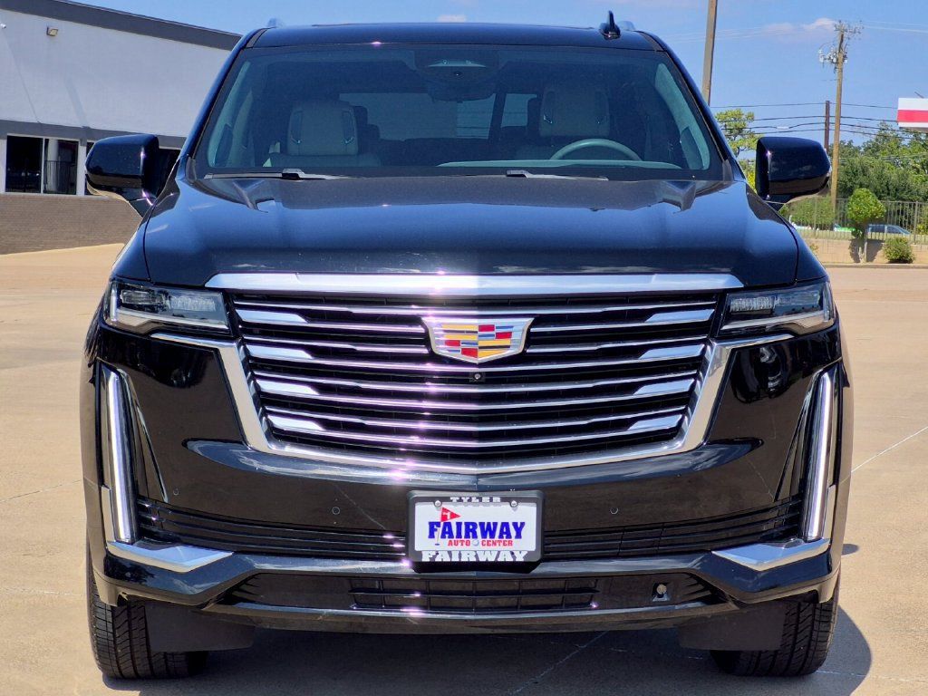 Used 2024 Cadillac Escalade Premium Luxury Platinum w/ Heavy-Duty Trailer Package AWD/4WD image 2