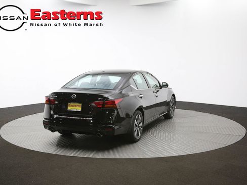 Used 2021 Nissan Altima 2.5 SV w/ SV Premium Package image 45