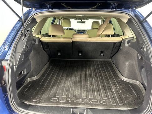 Used 2019 Subaru Outback 3.6R Limited image 10