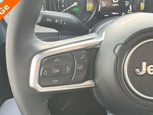 Used 2025 Jeep Wrangler Sahara 4xe image 17