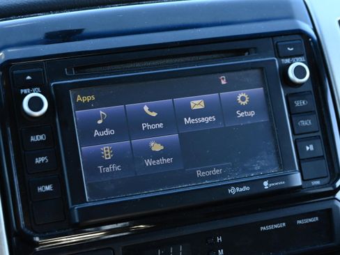 Used 2014 Toyota Tacoma PreRunner w/ SR5 Package image 27