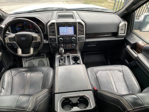 Used 2017 Ford F150 Platinum w/ Technology Package AWD/4WD image 4