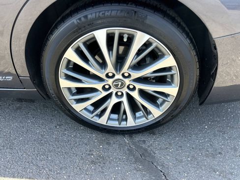Used 2021 Lexus ES 300h w/ Premium Package FWD image 7