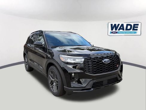 New 2026 Ford Explorer ST w/ Sun And Sound Package AWD/4WD image 3