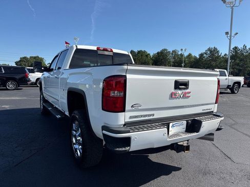 Used 2016 GMC Sierra 2500 Denali w/ Duramax Plus Package AWD/4WD image 5