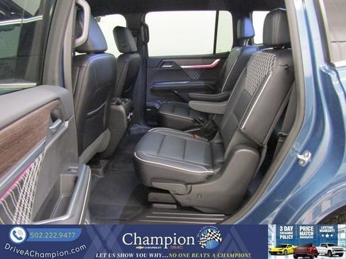 Certified 2026 GMC Acadia Denali w/ Super Cruise Package FWD image 19