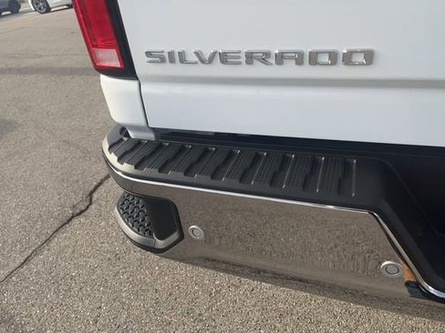 New 2026 Chevrolet Silverado 2500 LTZ w/ LTZ Premium Package AWD/4WD image 13