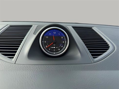 Used 2021 Porsche Macan S image 41