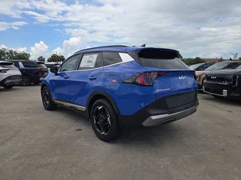 New 2026 Kia Sportage EX FWD image 5