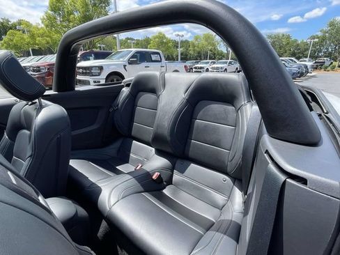 Used 2025 Ford Mustang Premium RWD image 22