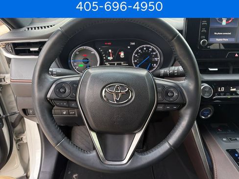 Used 2021 Toyota Venza XLE w/ Softex Package AWD/4WD image 18