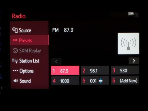 Used 2019 Toyota C-HR XLE image 36