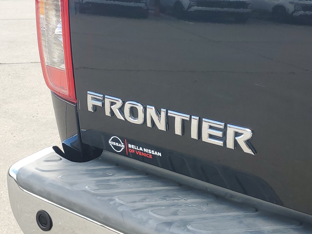 Used 2016 Nissan Frontier SV AWD/4WD image 16