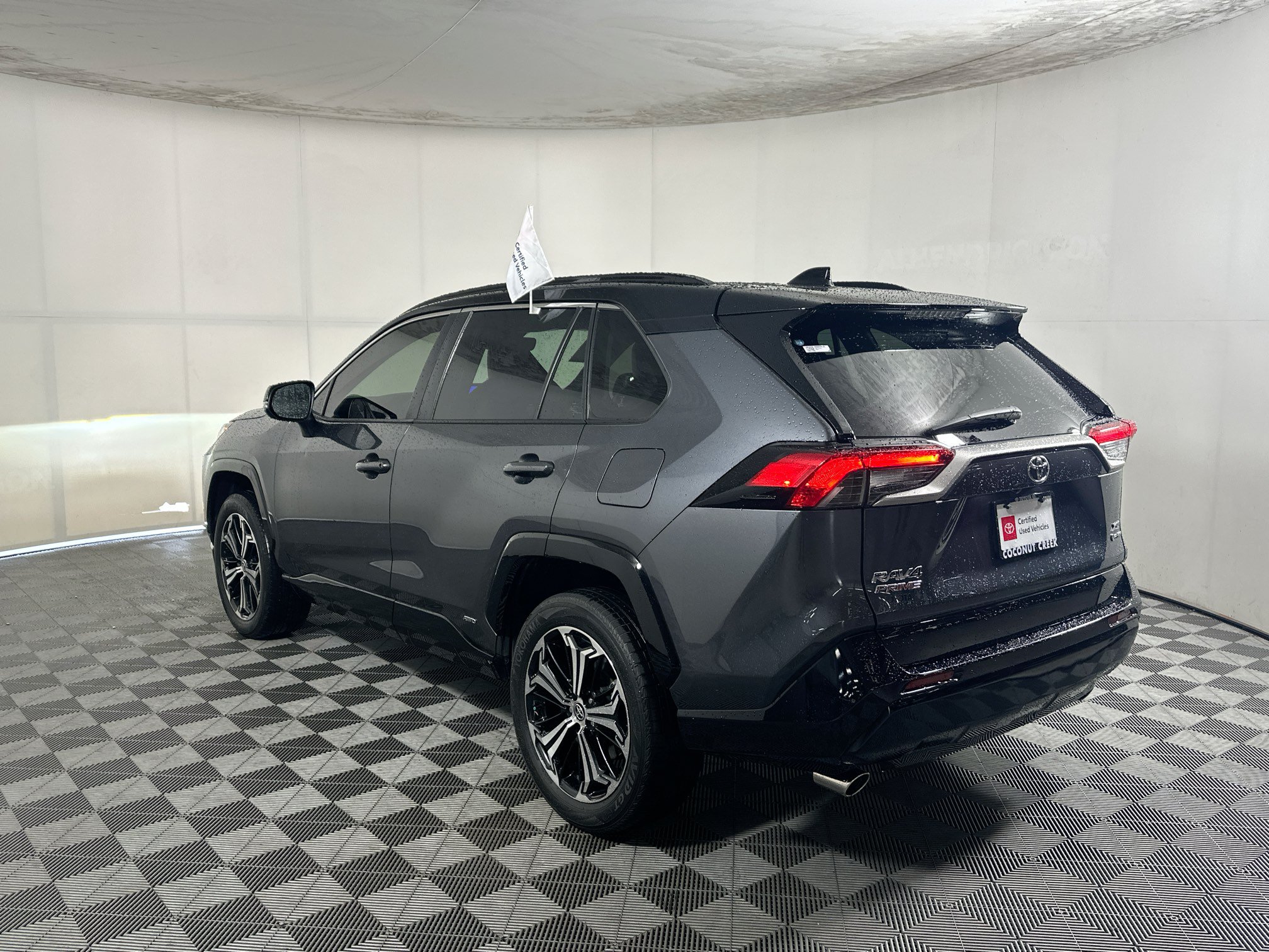 Certified 2025 Toyota RAV4 XSE w/ Weather Package AWD/4WD image 5