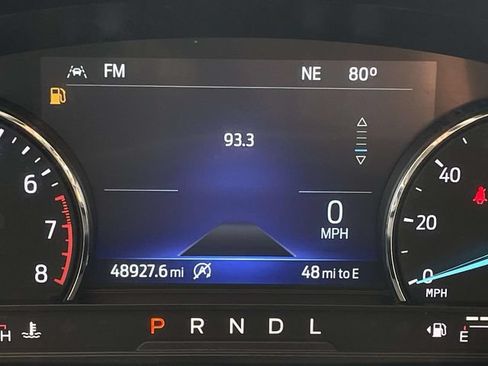 Used 2024 Ford Explorer XLT AWD/4WD image 24