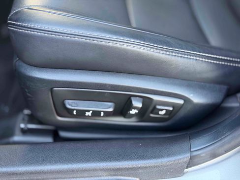Used 2016 Lexus GS 200t RWD image 17