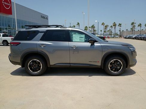 New 2026 Nissan Pathfinder Rock Creek AWD/4WD image 7