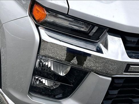 Used 2020 Chevrolet Silverado 2500 LT w/ Fleet Comfort Package image 23