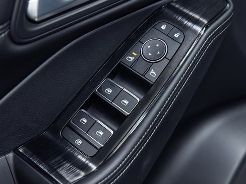 Used 2022 Nissan Rogue SL w/ SL Premium Package image 12