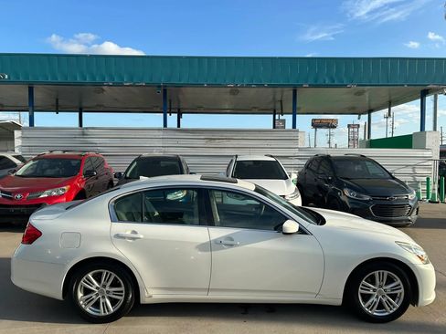 Used 2010 INFINITI G37 Journey w/ Premium Pkg RWD image 6