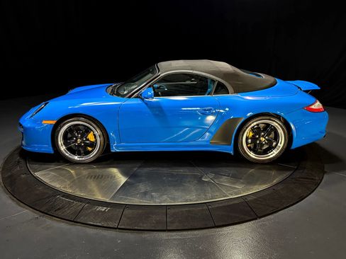 Used 2011 Porsche 911 Speedster RWD image 10