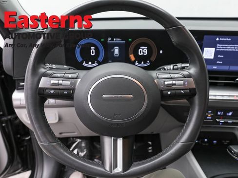 Used 2024 Hyundai Kona SEL image 10