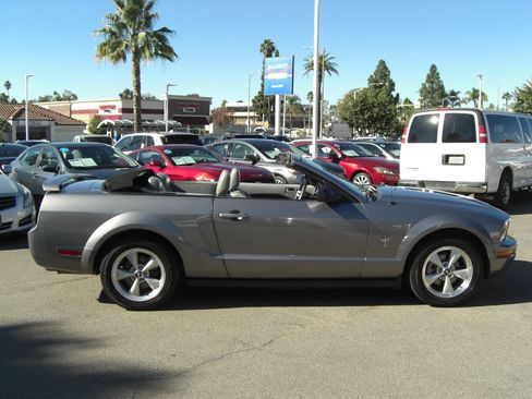 Used 2007 Ford Mustang Premium image 16