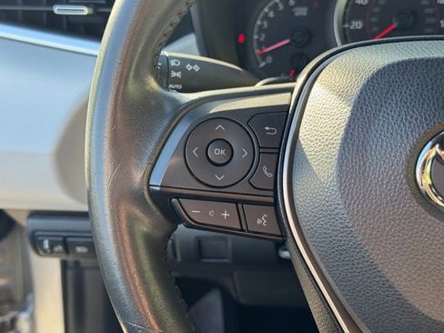 Used 2022 Toyota Corolla SE w/ SE Premium Package image 27