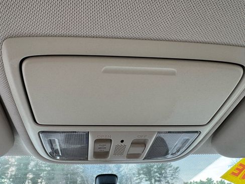 Used 2012 Honda CR-V EX-L image 25