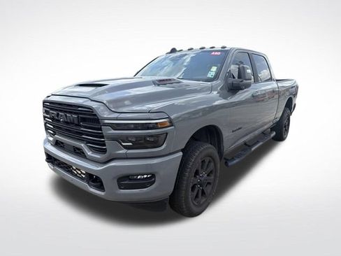 Used 2025 RAM 2500 Laramie w/ Night Edition AWD/4WD image 2