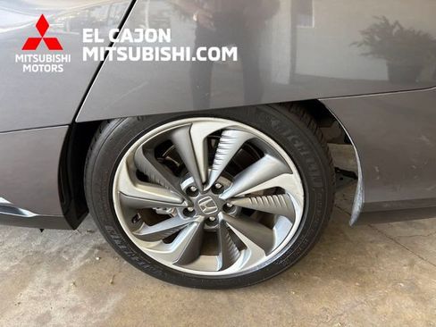 Used 2019 Honda Clarity Touring image 6
