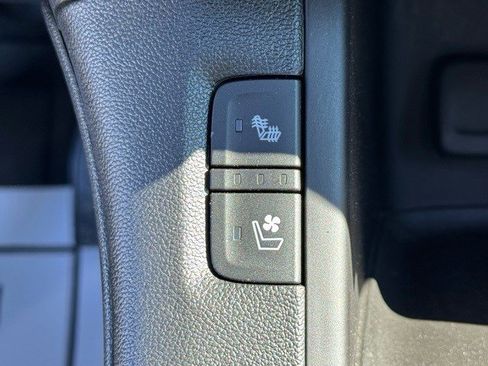 Used 2017 GMC Acadia Denali w/ Technology Package image 24