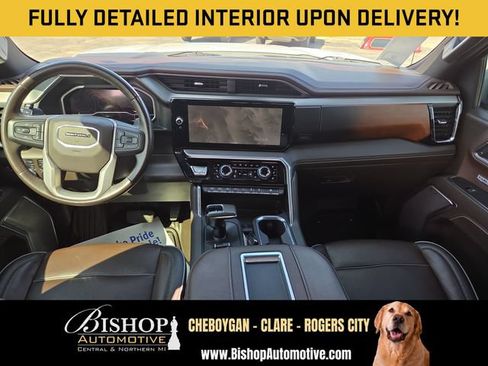 Used 2022 GMC Sierra 1500 Denali w/ Denali Reserve Package AWD/4WD image 3