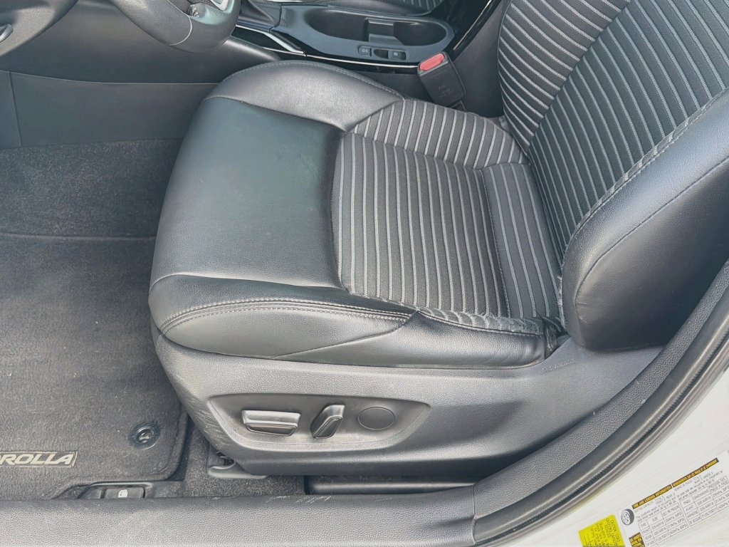 Used 2023 Toyota Corolla XSE w/ Carpet Mat Package (TMS) FWD image 18