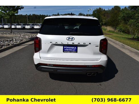 Used 2024 Hyundai Palisade SEL w/ Premium Package AWD/4WD image 6