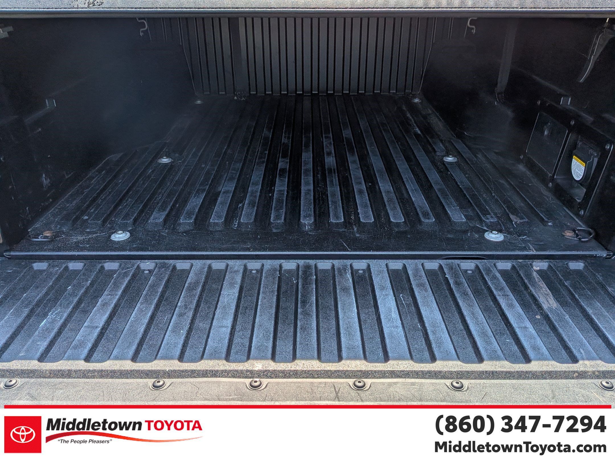Used 2021 Toyota Tacoma TRD Sport w/ Technology Package AWD/4WD image 31