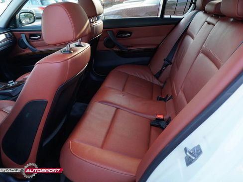 Used 2011 BMW 335i xDrive Sedan AWD/4WD image 24