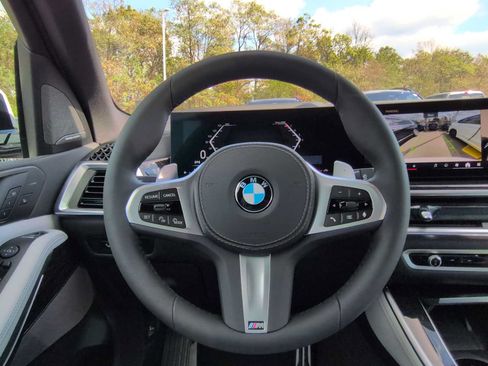 Used 2026 BMW X5 xDrive40i w/ Executive Package AWD/4WD image 25