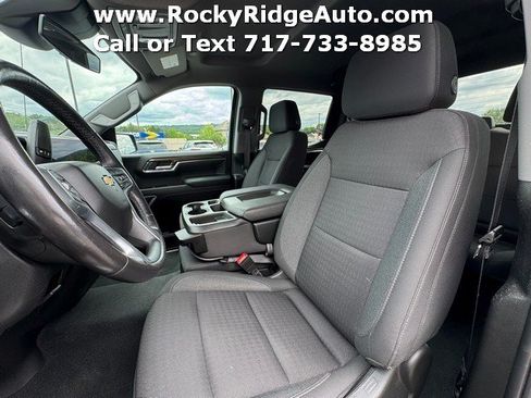 Used 2023 Chevrolet Silverado 1500 LT w/ Z71 Off-Road Package AWD/4WD image 10
