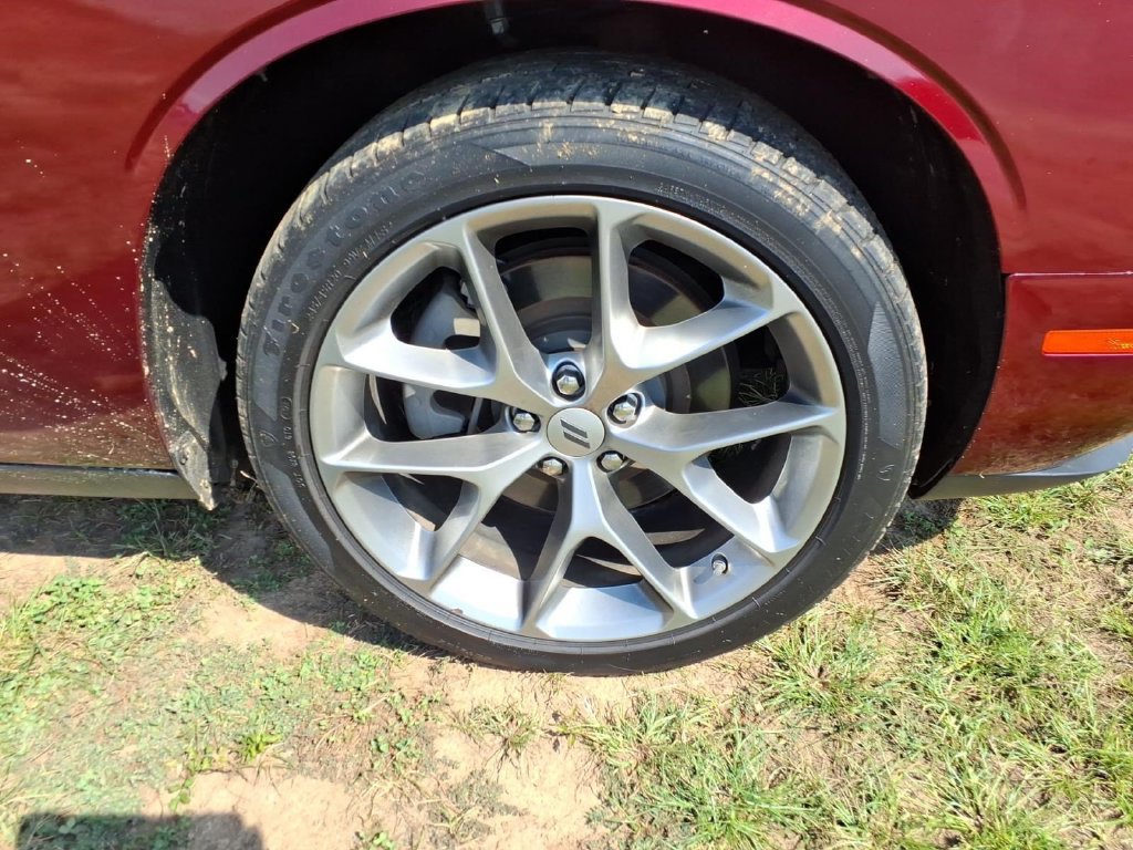 Used 2023 Dodge Challenger SXT w/ Plus Package RWD image 10
