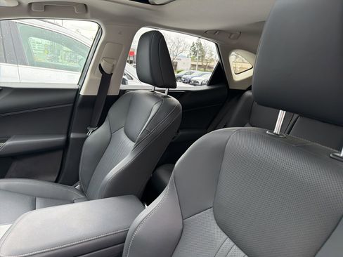 Used 2025 Lexus NX 350h AWD w/ Cold Area Package image 7