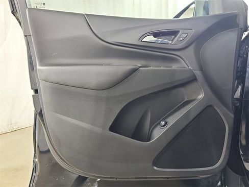Certified 2023 Chevrolet Equinox LT image 34