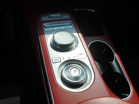 Used 2022 Genesis GV70 3.5T Sport w/ Sport Prestige Package AWD/4WD image 26