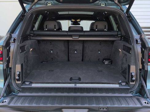 New 2026 BMW X5 xDrive50e w/ Premium Package image 37