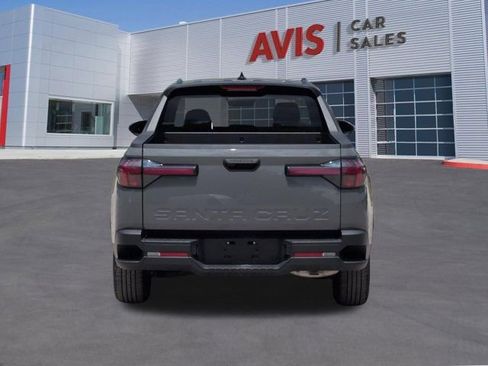 Used 2025 Hyundai Santa Cruz SEL FWD image 7