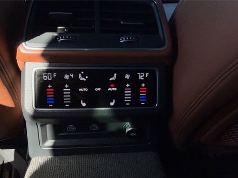 Used 2022 Audi A6 3.0T Prestige w/ Prestige Package image 13